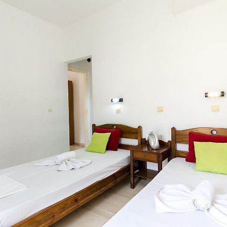 Village Oasis Annex ماليا المظهر الخارجي الصورة