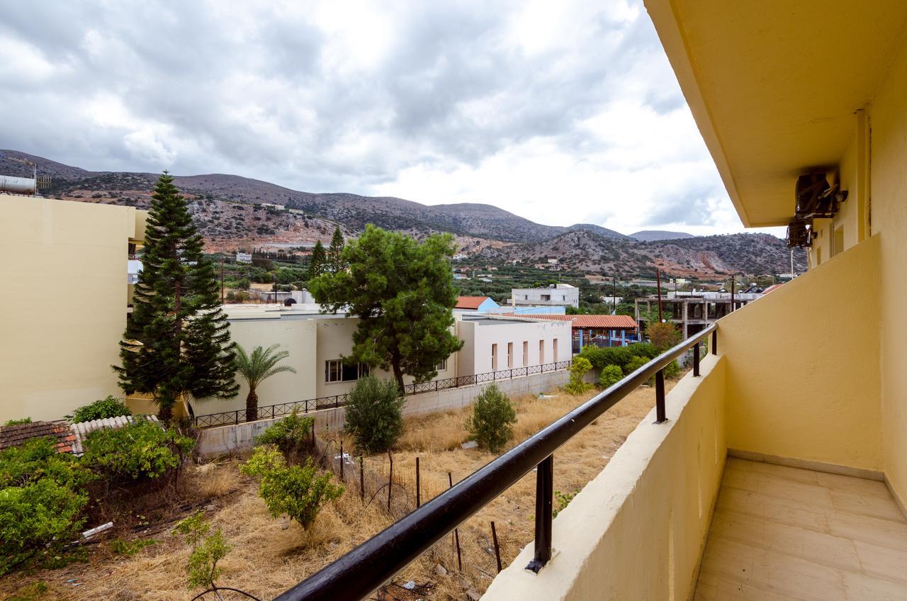 Village Oasis Annex ماليا المظهر الخارجي الصورة