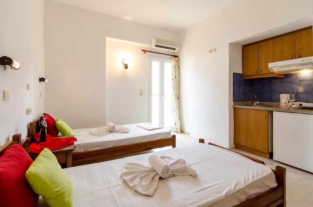 Village Oasis Annex ماليا المظهر الخارجي الصورة