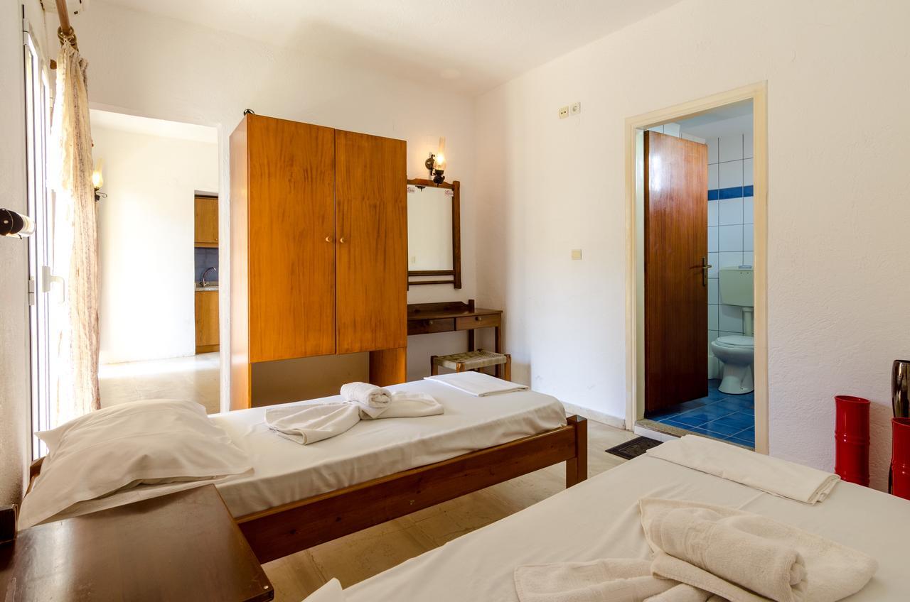 Village Oasis Annex ماليا المظهر الخارجي الصورة