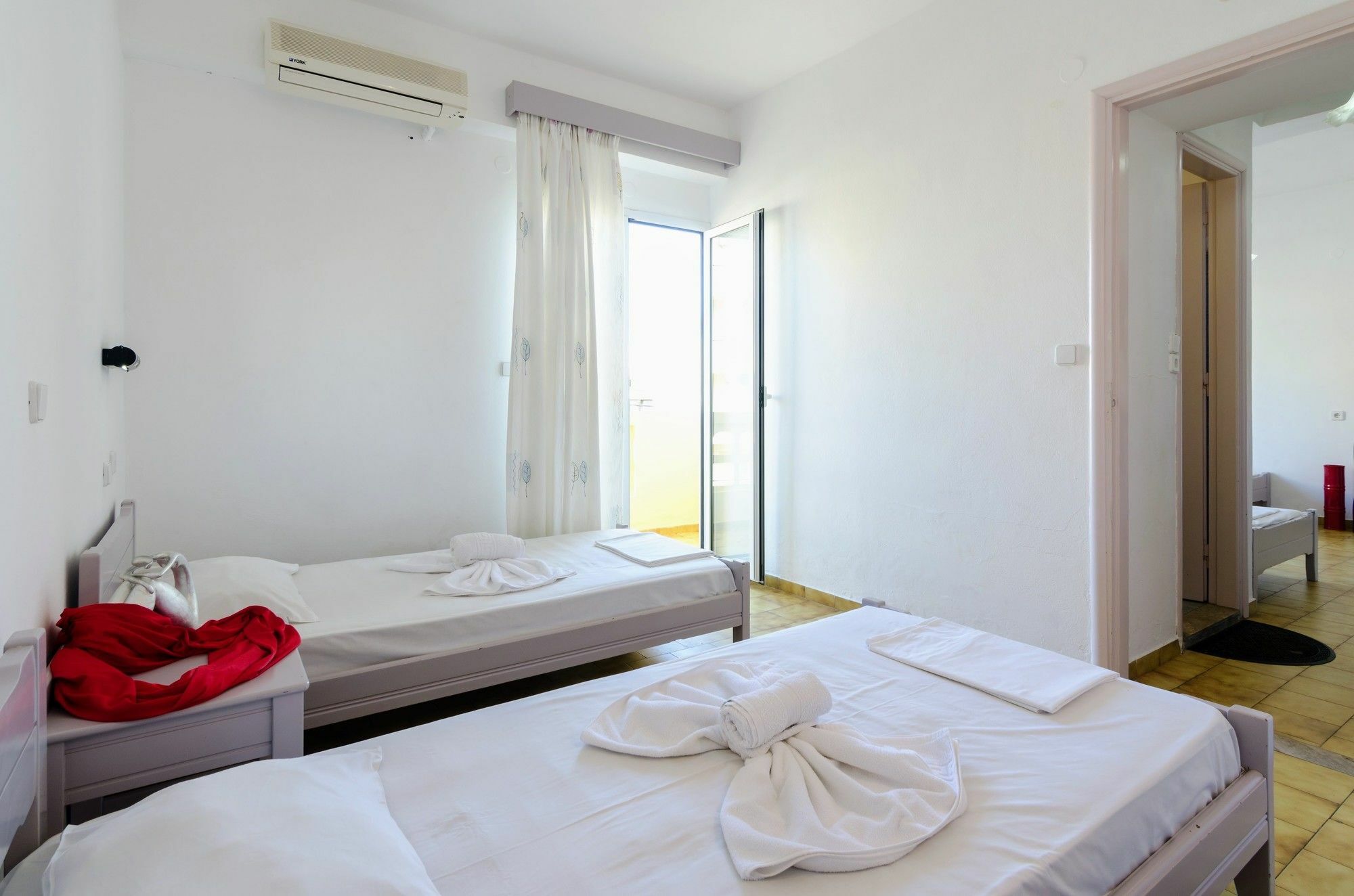 Village Oasis Annex ماليا المظهر الخارجي الصورة